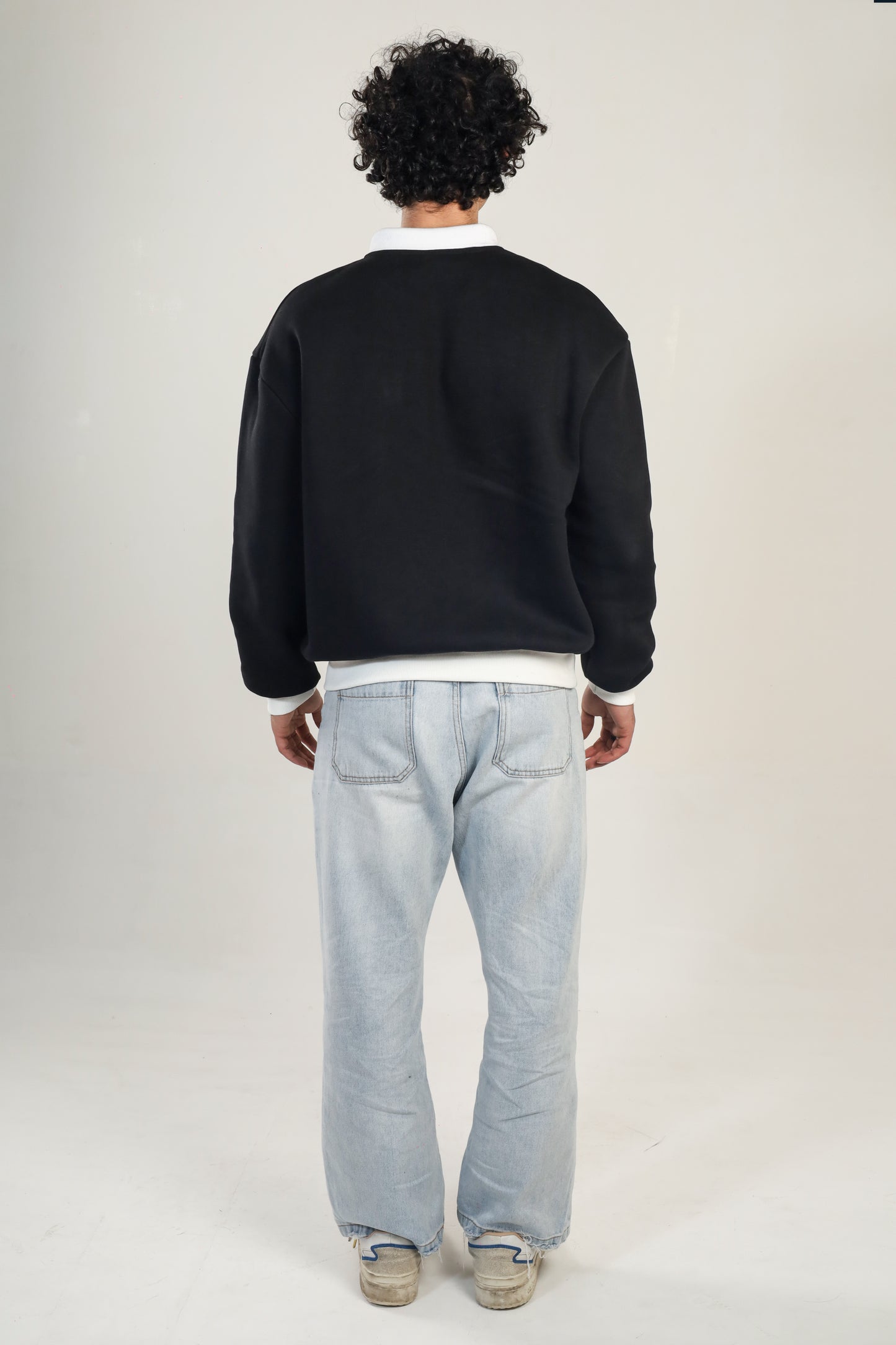 POLO NECK BLACK SWEATSHIRT