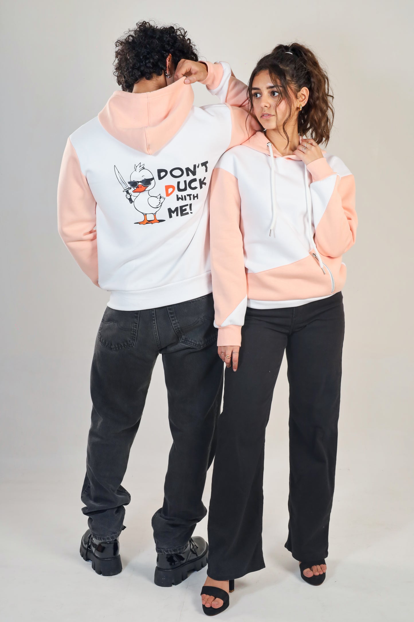 WHITE DUCK HOODIE
